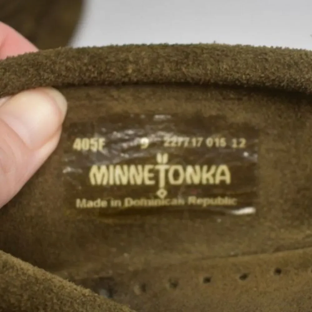 Minnetonka Kilty Soft Sole Moccasin Shoes Green Casual Flats Womens 9
